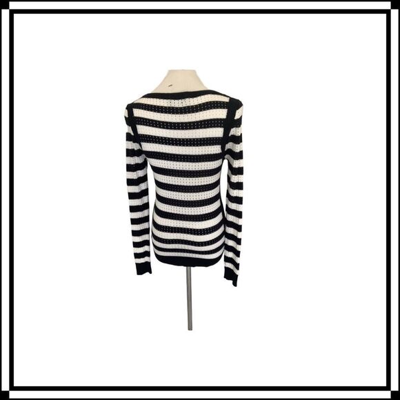 EUC!! Bebe Black/White striped Sweater.  Perfect for Summer, Sz Med - Picture 3 of 4